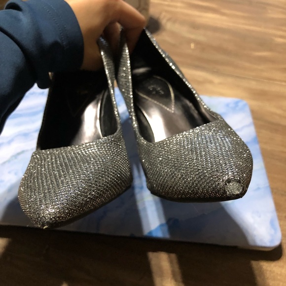 Guess silver heels - Picture 3 of 7